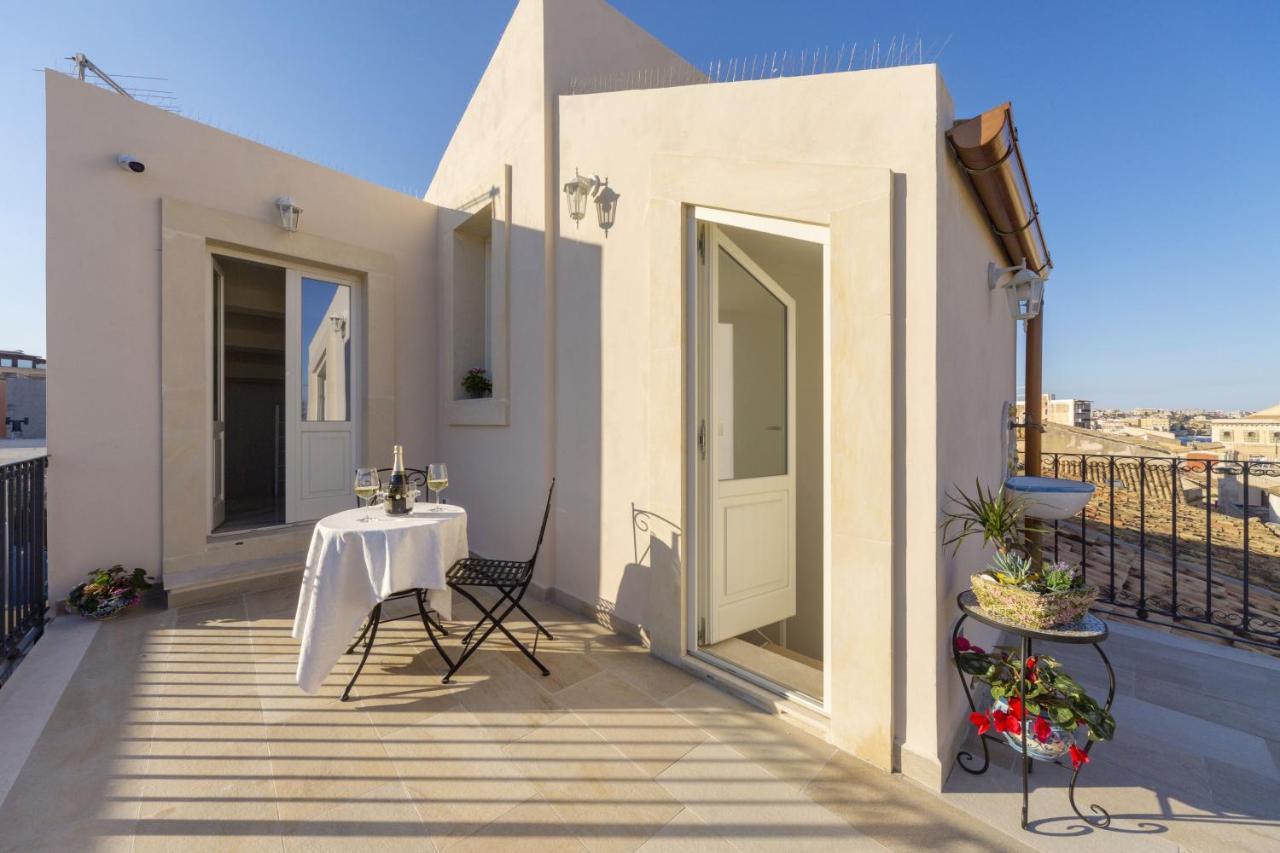 Corinzia Casa Vacanze Сиракуза Екстериор снимка